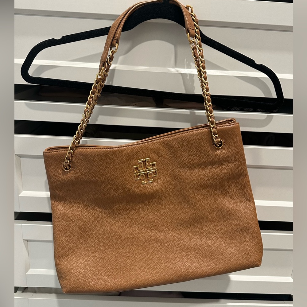 Pristine tory tote